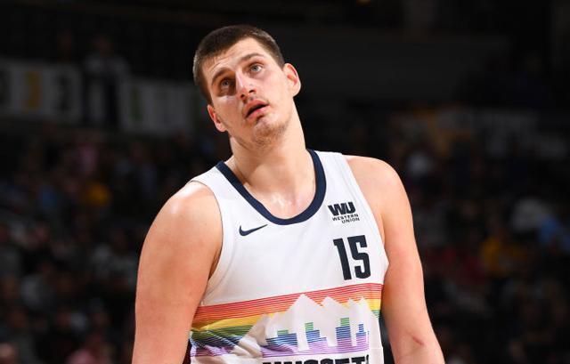 鹿此前的短 鹿此前的短