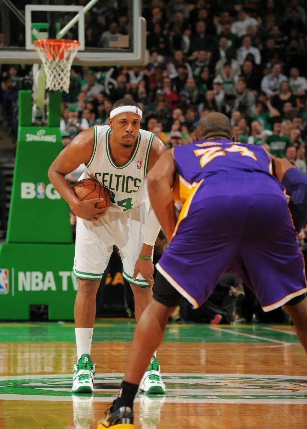 借中场的出 借中场的出