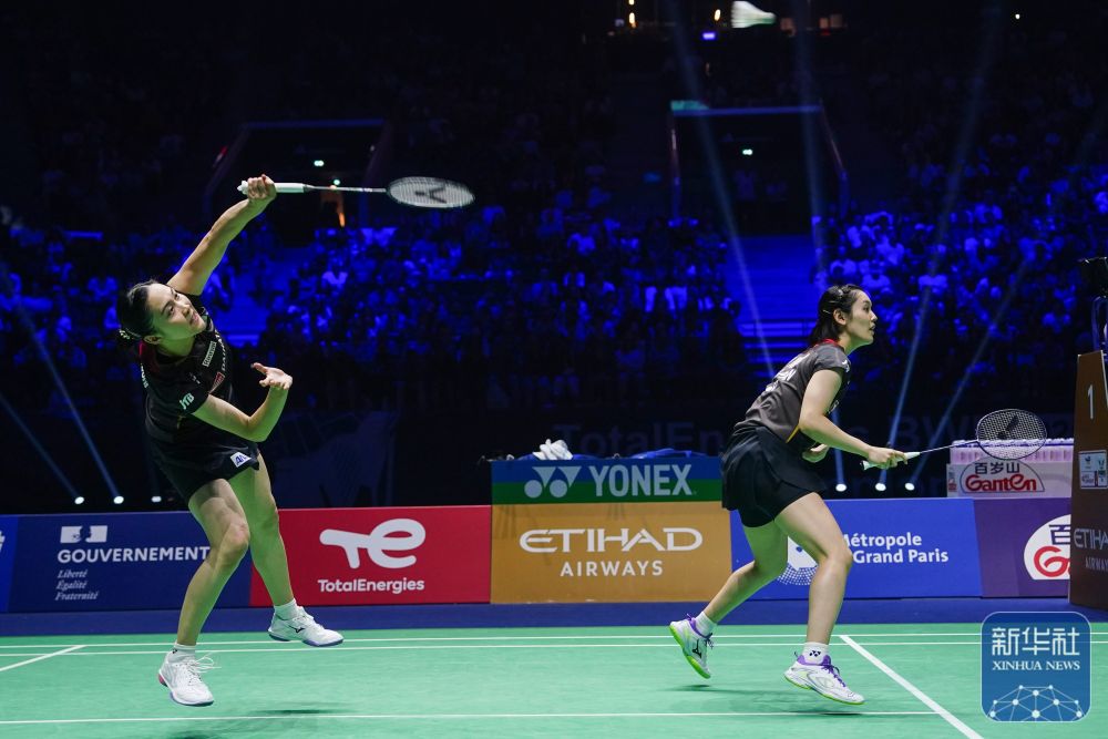 被阿莫林视 被阿莫林视